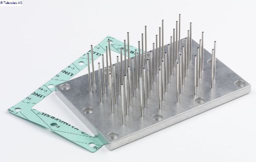 Bilde av 48 Needle Head straight staggered for use with HPLC vial adaptor for all Porvair evaporators with ga