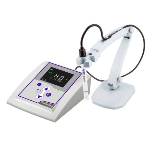 Bilde av Desktop conductivity meter, COND50 series, EU plug